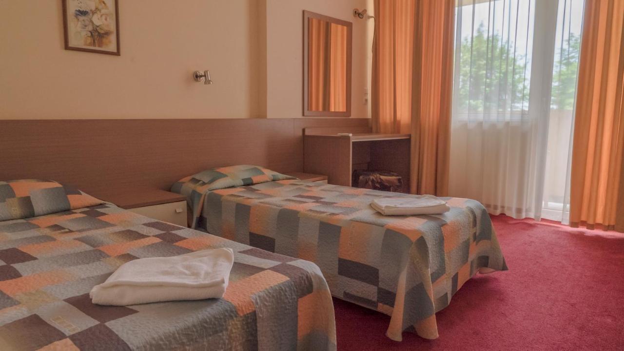 וארנה Park Hotel Persey מראה חיצוני תמונה