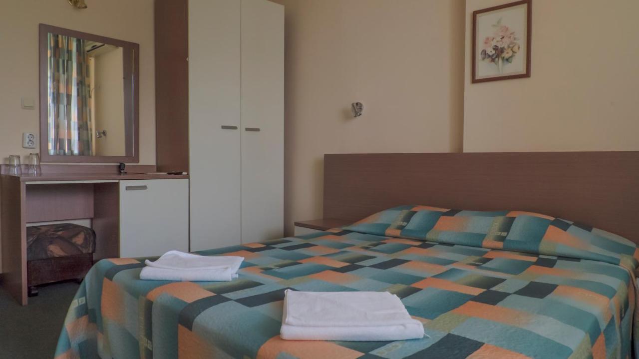 וארנה Park Hotel Persey מראה חיצוני תמונה