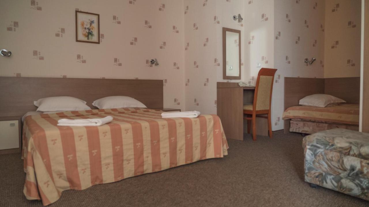 וארנה Park Hotel Persey מראה חיצוני תמונה