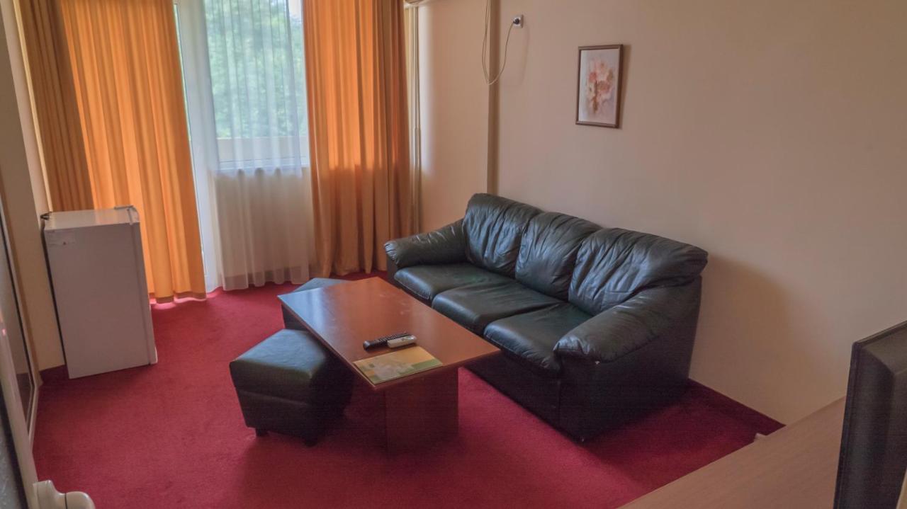 וארנה Park Hotel Persey מראה חיצוני תמונה