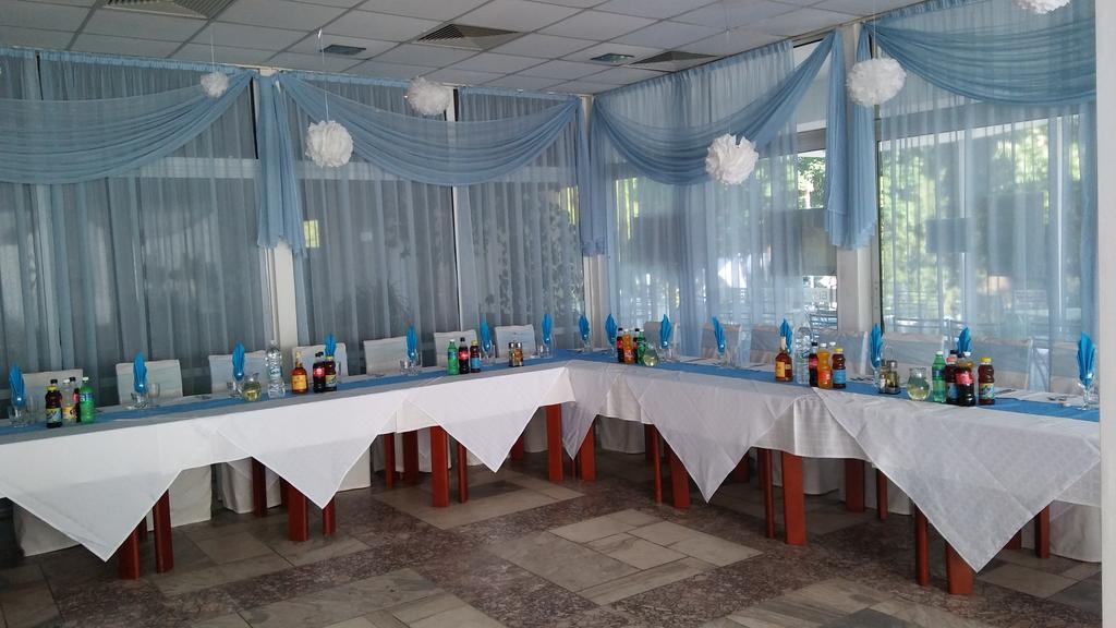 וארנה Park Hotel Persey מראה חיצוני תמונה