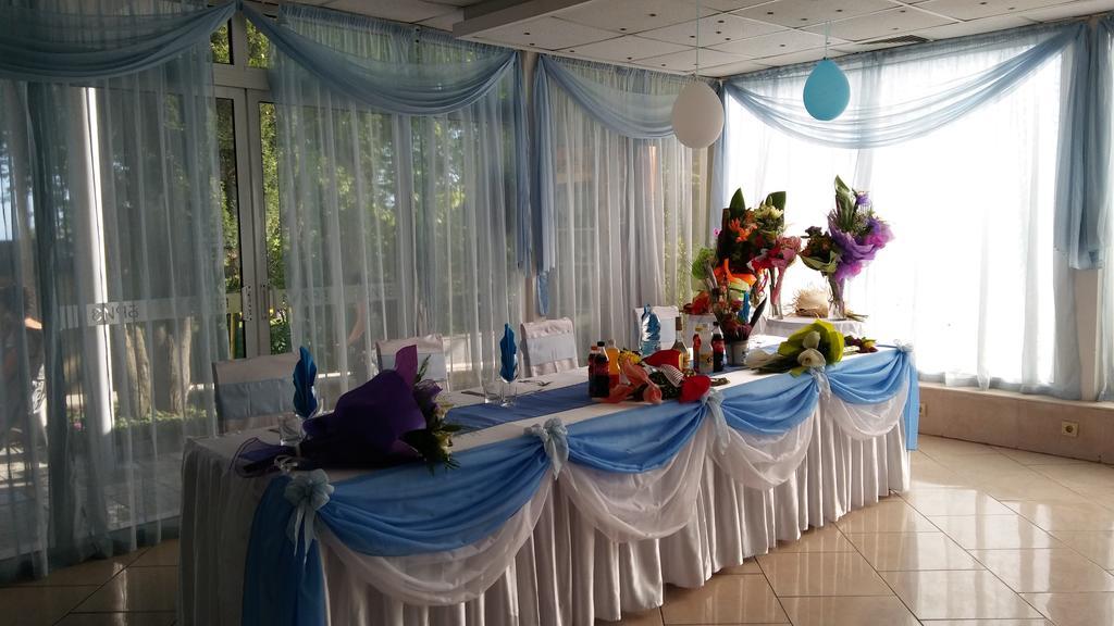 וארנה Park Hotel Persey מראה חיצוני תמונה